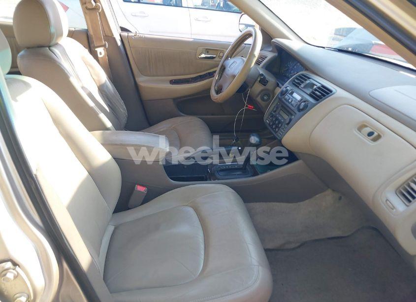 Photo 5 of 2000 Honda Accord 3.0 EX (VIN 1HGCG1659YA088751)