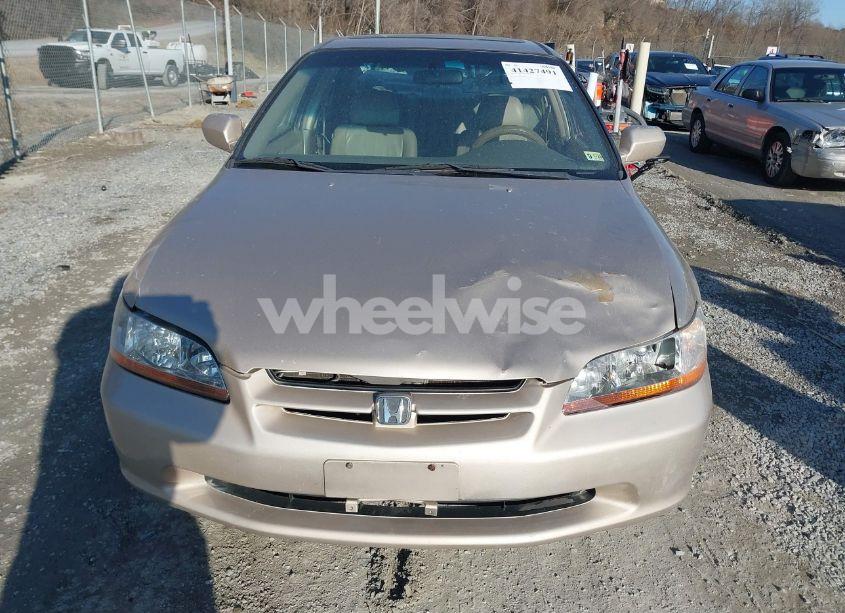 Photo 6 of 2000 Honda Accord 3.0 EX (VIN 1HGCG1659YA088751)