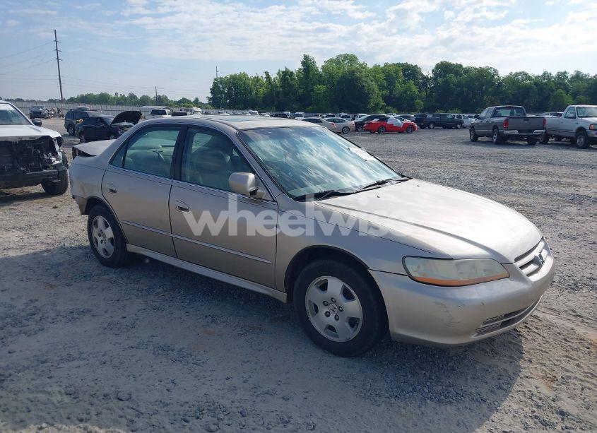 2001 Honda Accord 3.0 EX (VIN 1HGCG165X1A015054) main photo