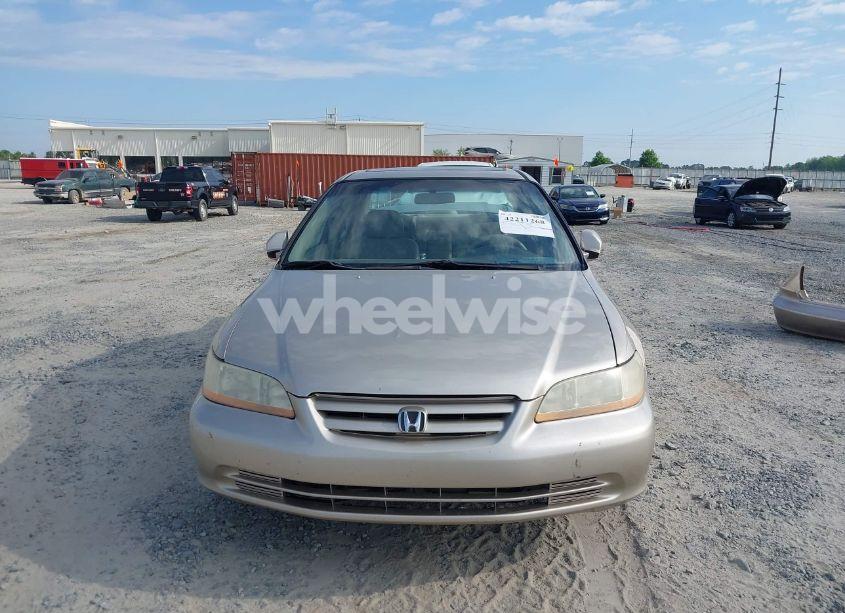 Photo 13 of 2001 Honda Accord 3.0 EX (VIN 1HGCG165X1A015054)