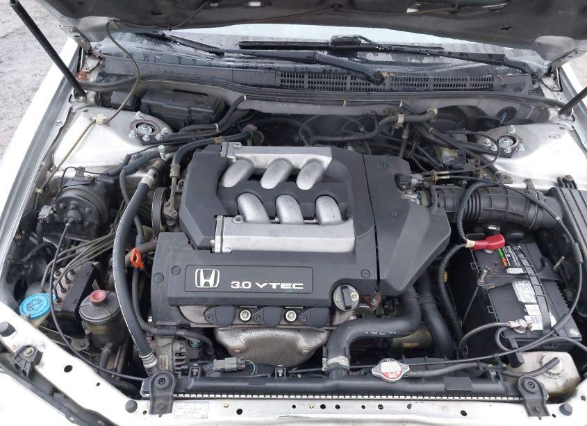 Photo 10 of 2001 Honda Accord 3.0 EX (VIN 1HGCG165X1A033408)