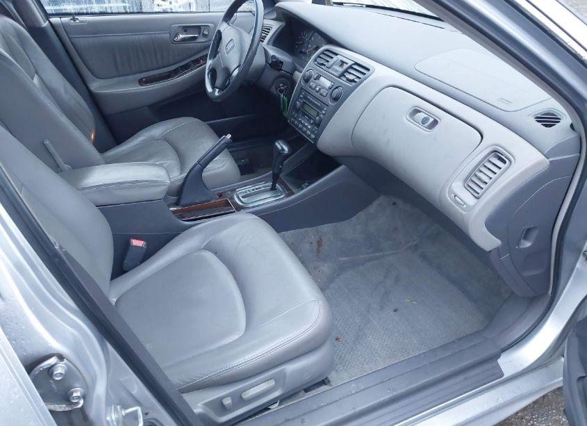 Photo 5 of 2001 Honda Accord 3.0 EX (VIN 1HGCG165X1A033408)