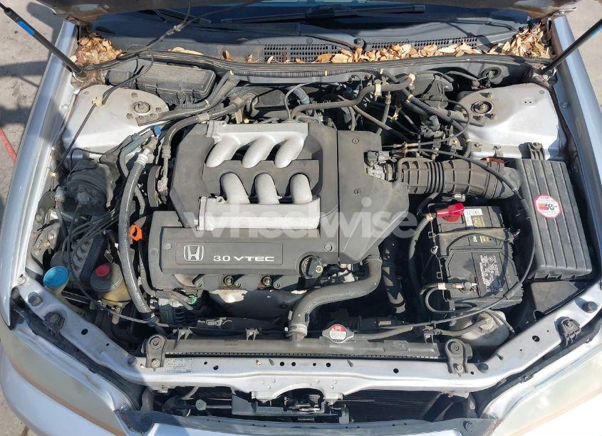 Photo 10 of 2001 Honda Accord 3.0 EX (VIN 1HGCG165X1A038317)