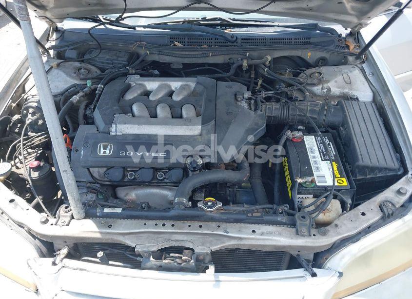 Photo 10 of 2001 Honda Accord 3.0 EX (VIN 1HGCG165X1A058857)