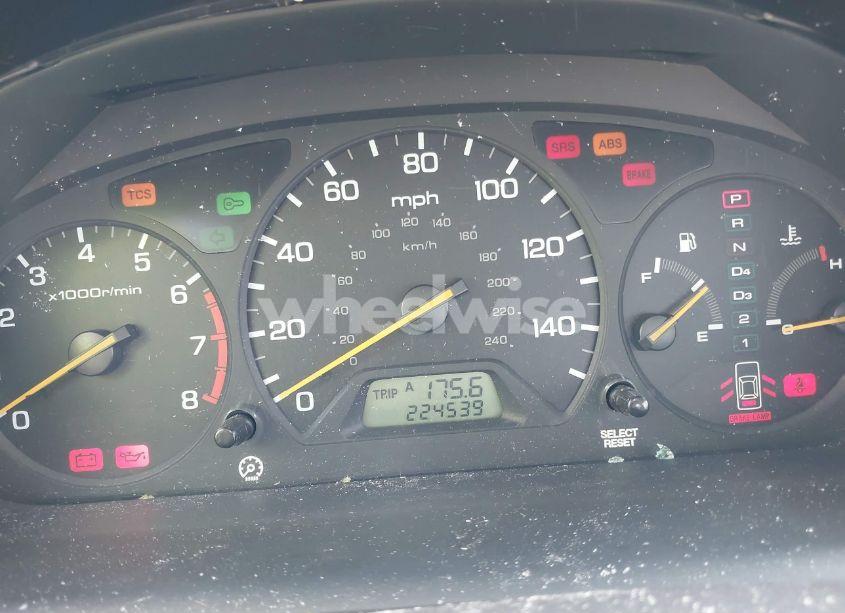 Photo 7 of 2001 Honda Accord 3.0 EX (VIN 1HGCG165X1A086044)
