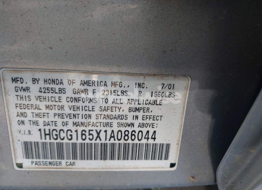 Photo 9 of 2001 Honda Accord 3.0 EX (VIN 1HGCG165X1A086044)
