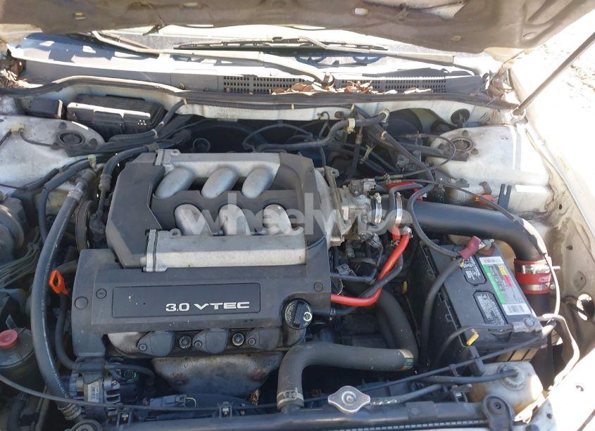 Photo 10 of 2002 Honda Accord 3.0 EX (VIN 1HGCG165X2A000328)