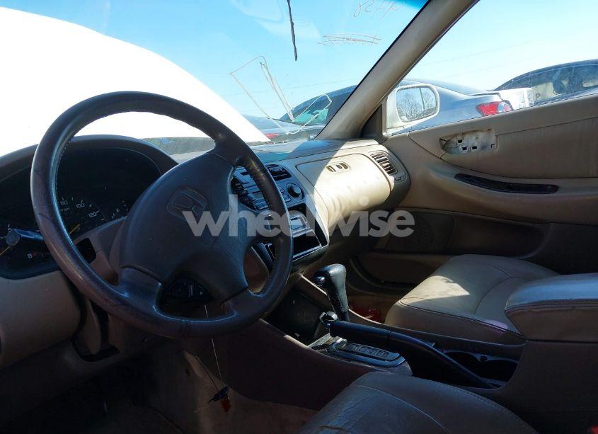 Photo 5 of 2002 Honda Accord 3.0 EX (VIN 1HGCG165X2A000328)