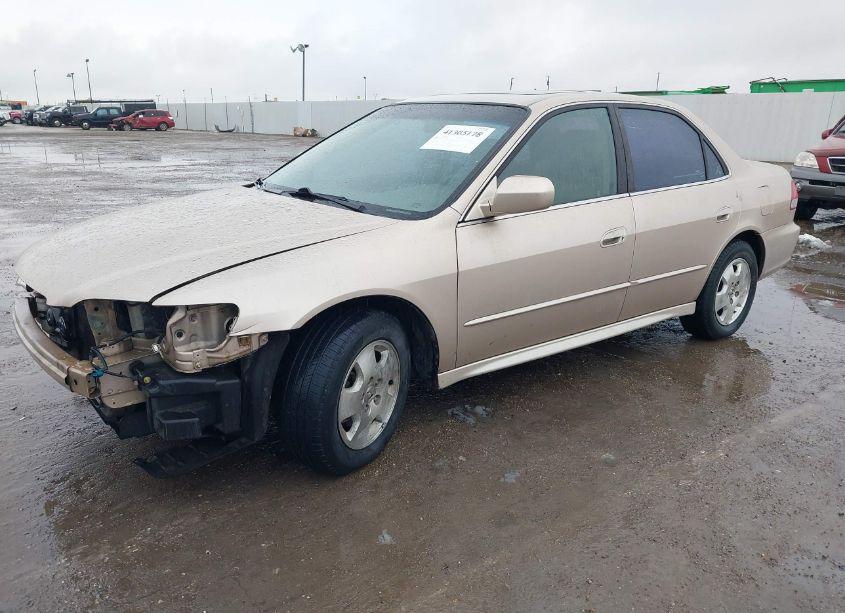 Photo 2 of 2002 Honda Accord 3.0 EX (VIN 1HGCG165X2A017078)