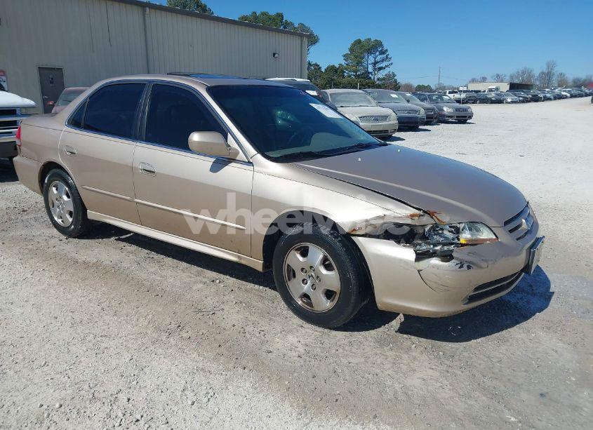 2002 Honda Accord 3.0 EX (VIN 1HGCG165X2A037833) main photo