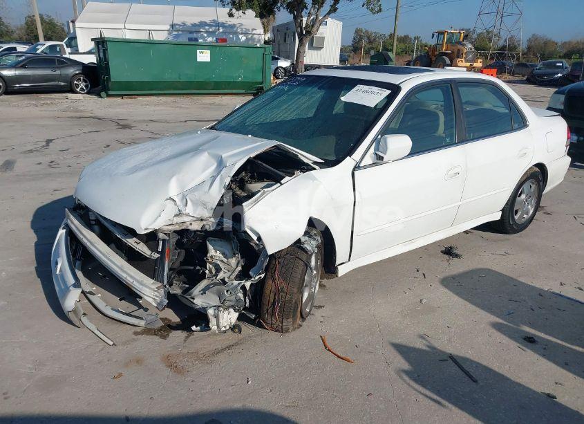 Photo 2 of 2002 Honda Accord 3.0 EX (VIN 1HGCG165X2A078284)