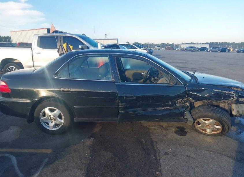 Photo 13 of 1999 Honda Accord EX V6 (VIN 1HGCG165XXA002443)