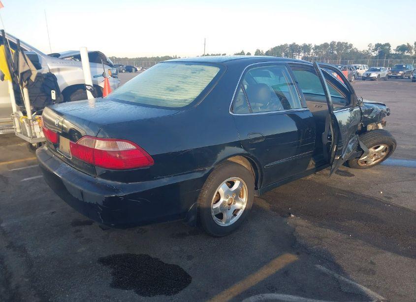 Photo 4 of 1999 Honda Accord EX V6 (VIN 1HGCG165XXA002443)