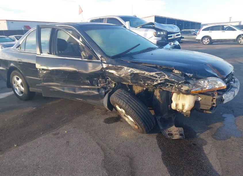 Photo 6 of 1999 Honda Accord EX V6 (VIN 1HGCG165XXA002443)