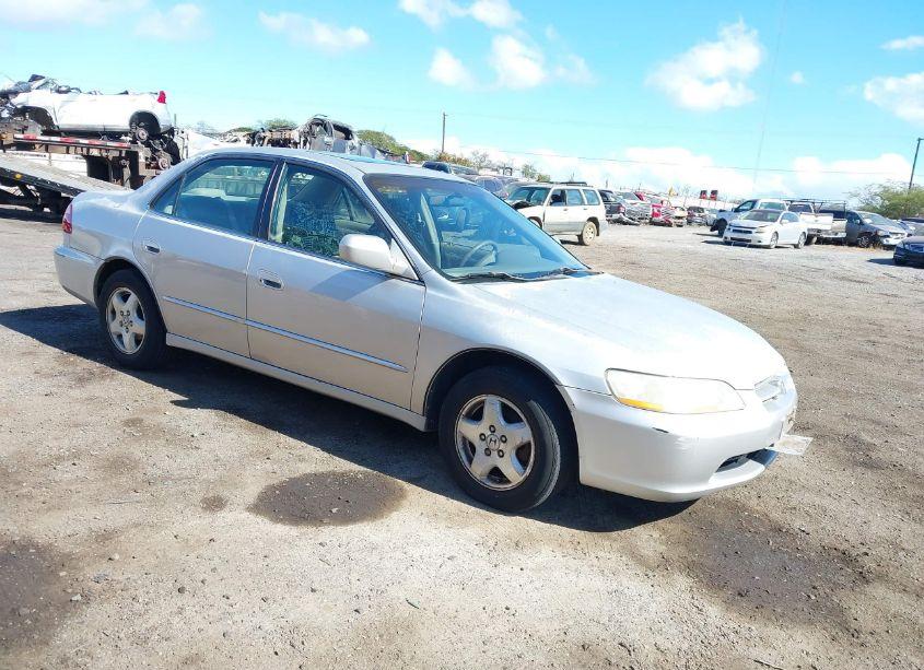 1999 Honda Accord EX V6 (VIN 1HGCG165XXA049116) main photo