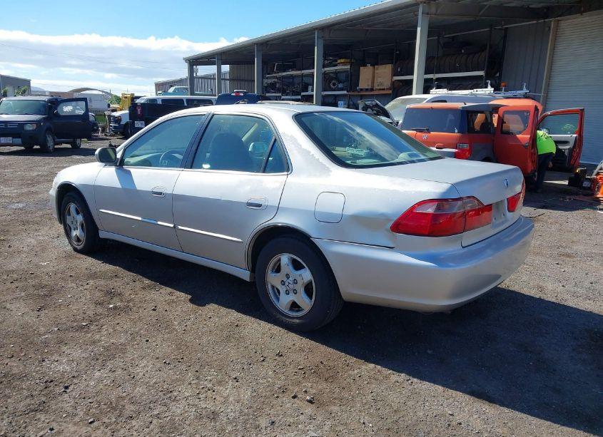 Photo 3 of 1999 Honda Accord EX V6 (VIN 1HGCG165XXA049116)