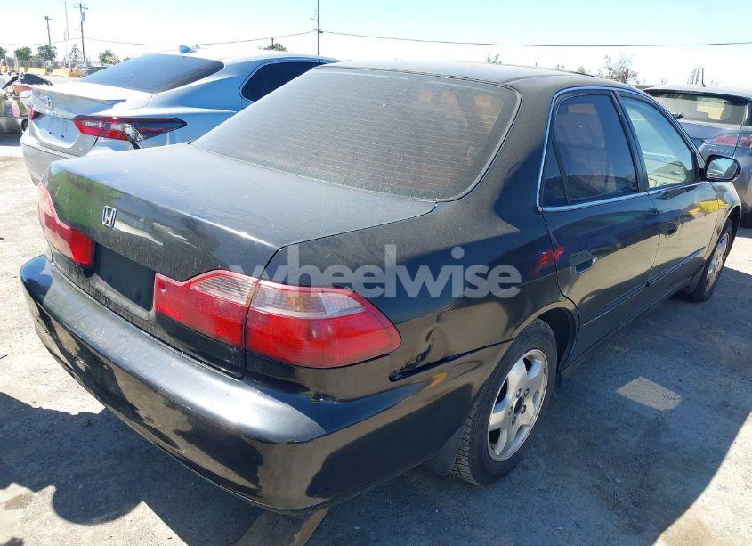 Photo 4 of 1999 Honda Accord EX V6 (VIN 1HGCG165XXA055076)