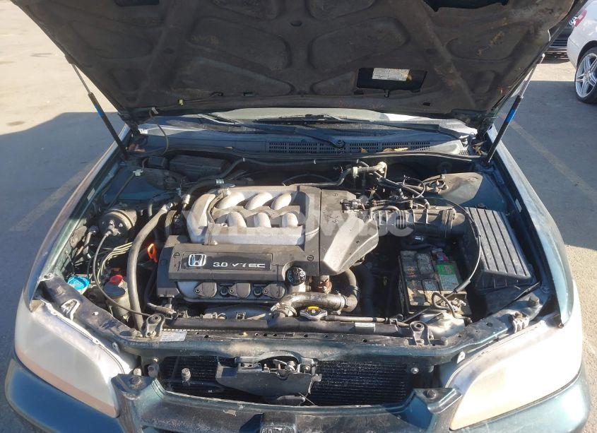 Photo 10 of 2000 Honda Accord 3.0 EX (VIN 1HGCG165XYA036058)