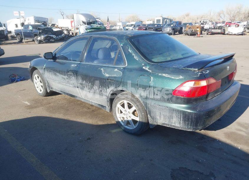 Photo 3 of 2000 Honda Accord 3.0 EX (VIN 1HGCG165XYA036058)