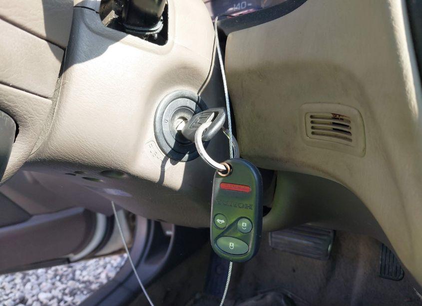 Photo 11 of 2000 Honda Accord 3.0 EX (VIN 1HGCG165XYA095465)