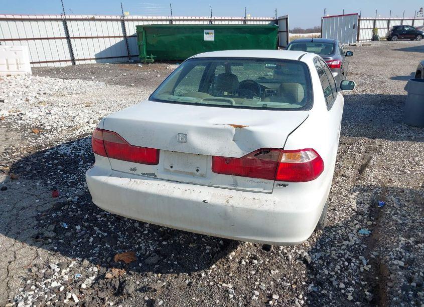 Photo 6 of 2000 Honda Accord 3.0 EX (VIN 1HGCG165XYA095465)