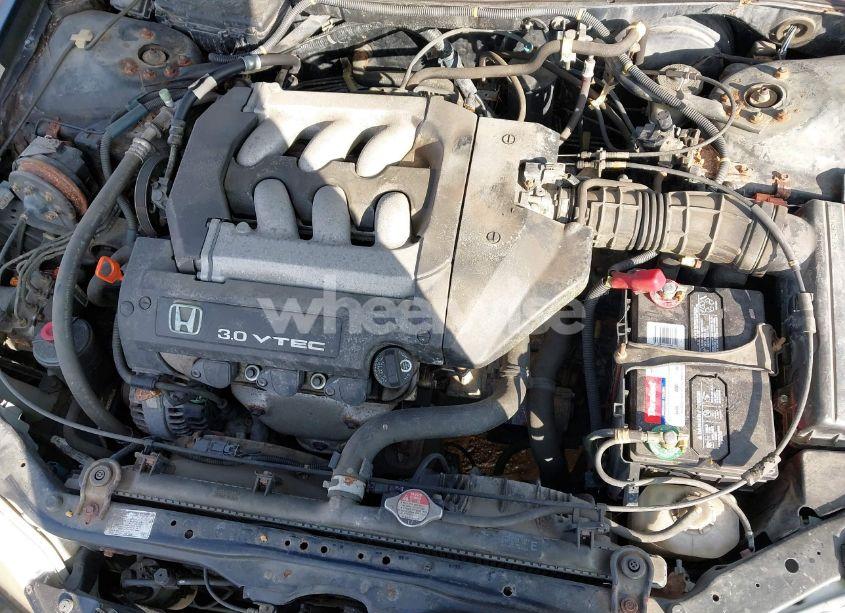 Photo 10 of 2000 Honda Accord 3.0 EX (VIN 1HGCG165XYA096521)