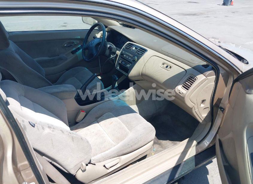 Photo 5 of 2002 Honda Accord 3.0 LX (VIN 1HGCG22452A026905)