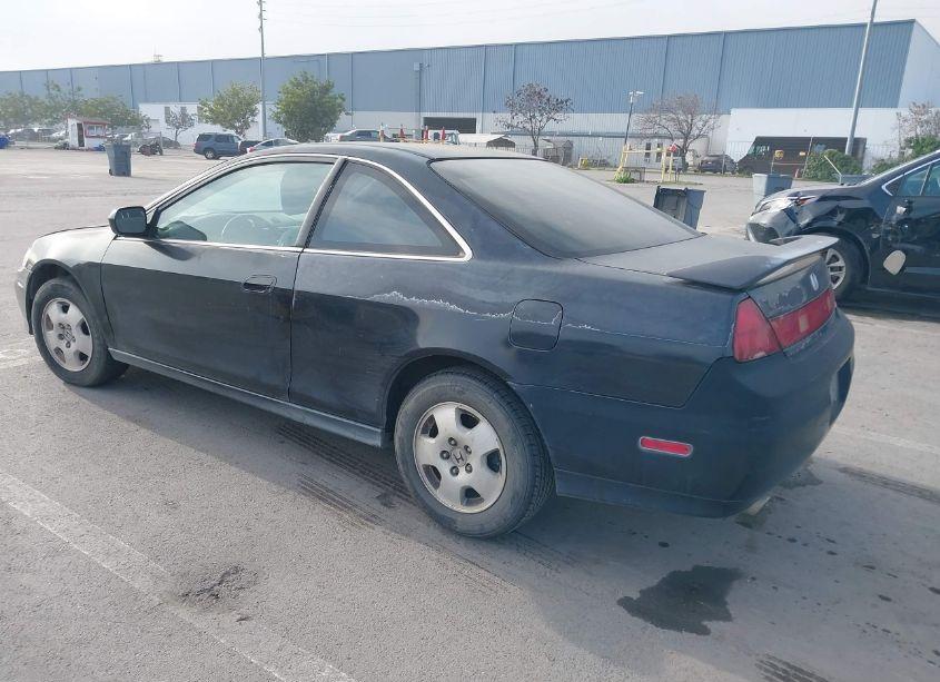 Photo 3 of 2001 Honda Accord 3.0 LX (VIN 1HGCG22461A036731)