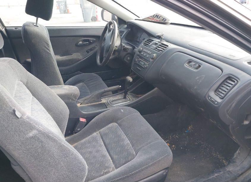 Photo 5 of 2001 Honda Accord 3.0 LX (VIN 1HGCG22461A036731)