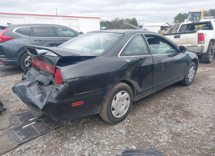 Photo 4 of 2001 Honda Accord 3.0 LX (VIN 1HGCG22471A036687)
