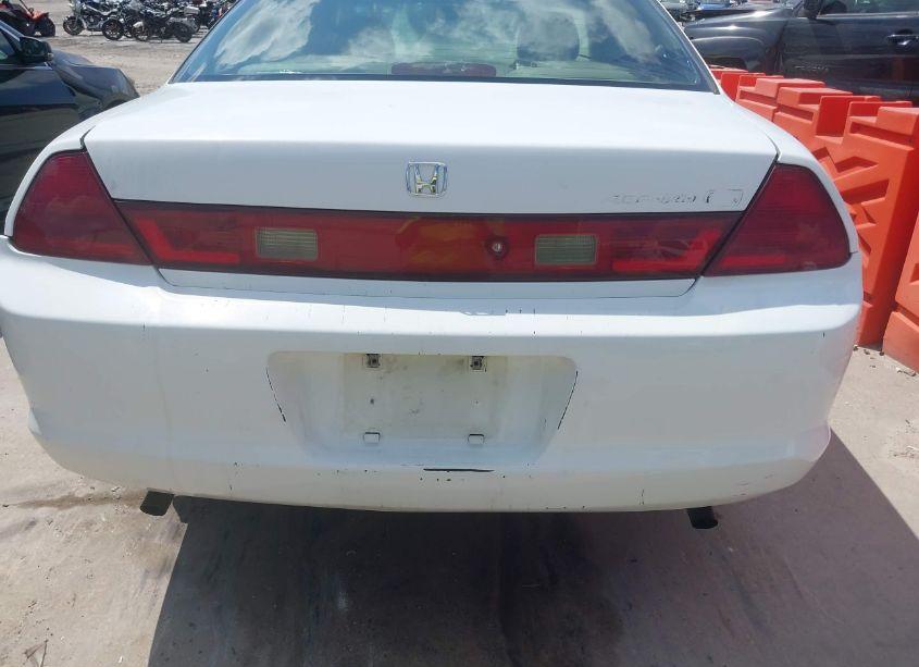 Photo 6 of 2000 Honda Accord 3.0 EX (VIN 1HGCG2250YA014243)