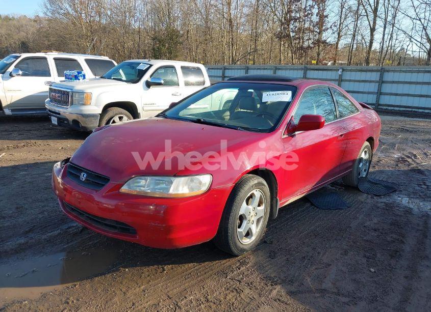 Photo 2 of 2000 Honda Accord 3.0 EX (VIN 1HGCG2250YA040762)