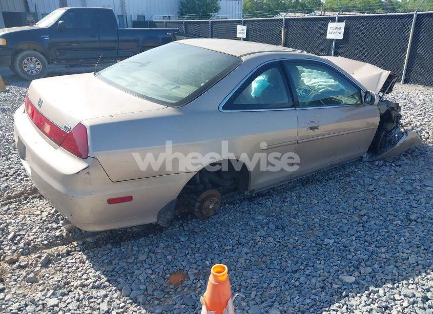 Photo 4 of 2001 Honda Accord 3.0 EX (VIN 1HGCG22521A016114)