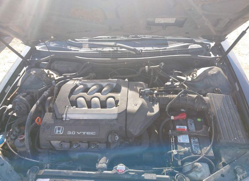 Photo 10 of 2000 Honda Accord 3.0 EX (VIN 1HGCG2253YA013703)