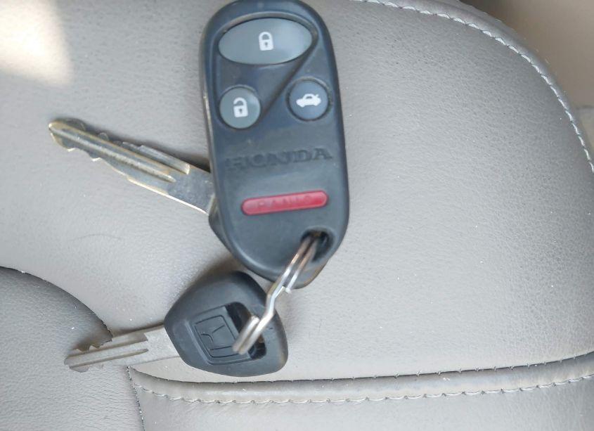 Photo 11 of 2000 Honda Accord 3.0 EX (VIN 1HGCG2253YA013703)