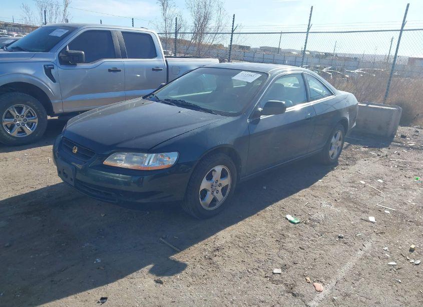 Photo 2 of 2000 Honda Accord 3.0 EX (VIN 1HGCG2253YA013703)