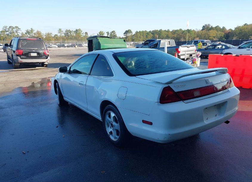 Photo 3 of 2000 Honda Accord 3.0 EX (VIN 1HGCG2253YA019775)
