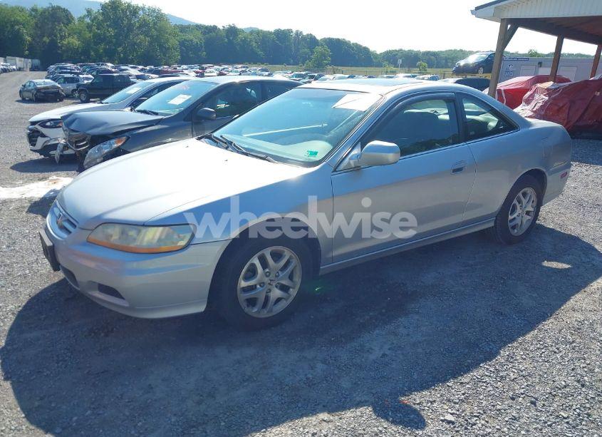 Photo 2 of 2001 Honda Accord 3.0 EX (VIN 1HGCG22541A002361)