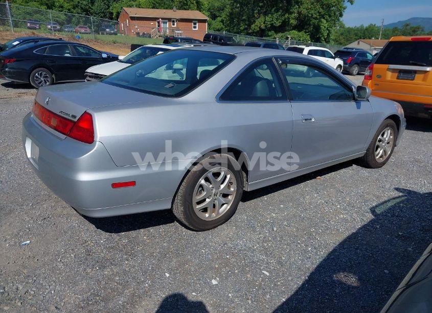 Photo 4 of 2001 Honda Accord 3.0 EX (VIN 1HGCG22541A002361)
