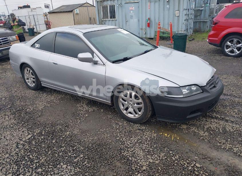 2001 Honda Accord 3.0 EX (VIN 1HGCG22541A008886) main photo