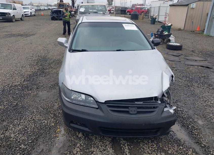 Photo 13 of 2001 Honda Accord 3.0 EX (VIN 1HGCG22541A008886)