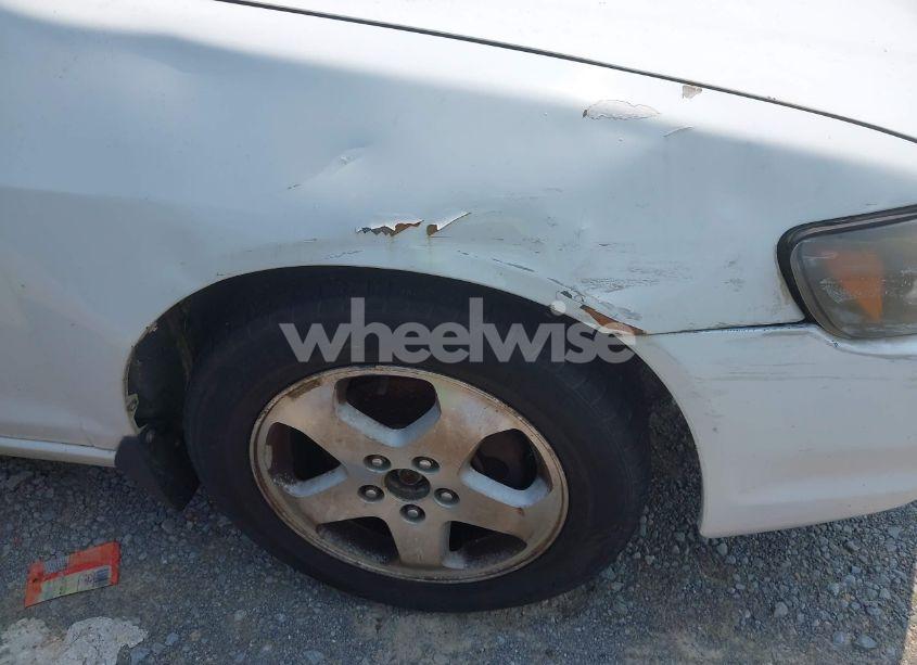 Photo 13 of 1998 Honda Accord EX V6 (VIN 1HGCG2255WA024702)