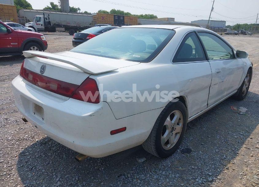 Photo 4 of 1998 Honda Accord EX V6 (VIN 1HGCG2255WA024702)