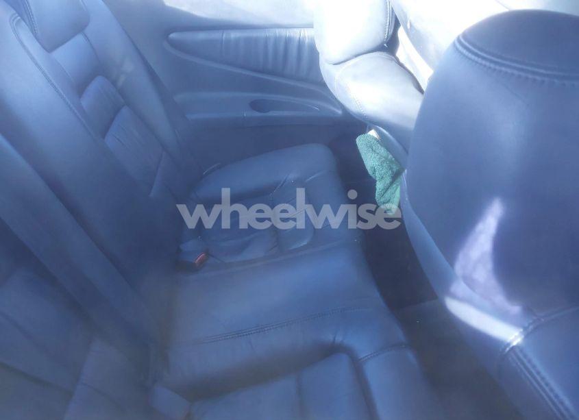 Photo 8 of 2000 Honda Accord CPE (VIN 1HGCG2255YA016957)