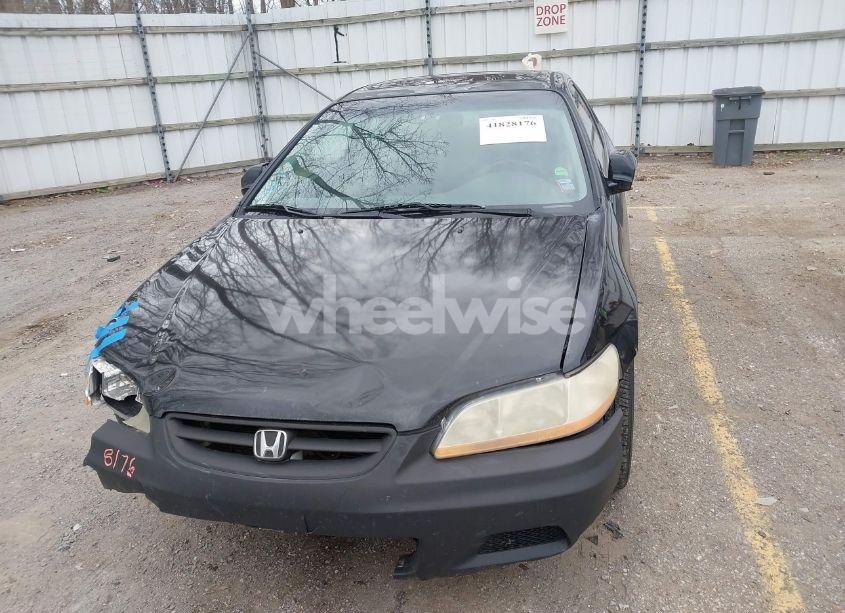 Photo 12 of 2001 Honda Accord 3.0 EX (VIN 1HGCG22571A000152)