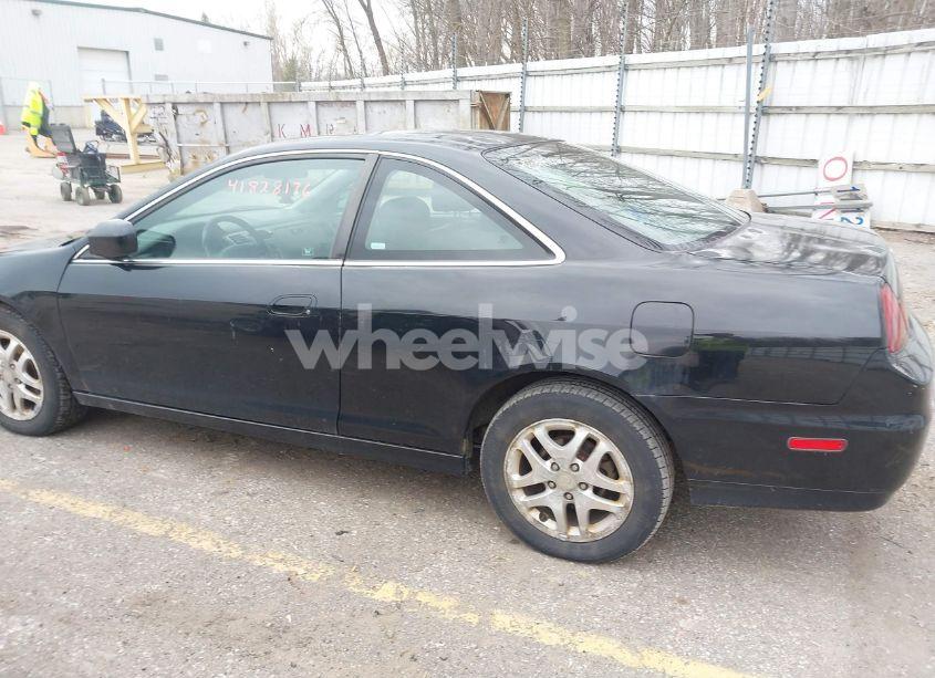 Photo 14 of 2001 Honda Accord 3.0 EX (VIN 1HGCG22571A000152)