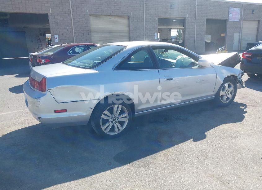 Photo 4 of 2000 Honda Accord 3.0 EX (VIN 1HGCG2257YA010383)