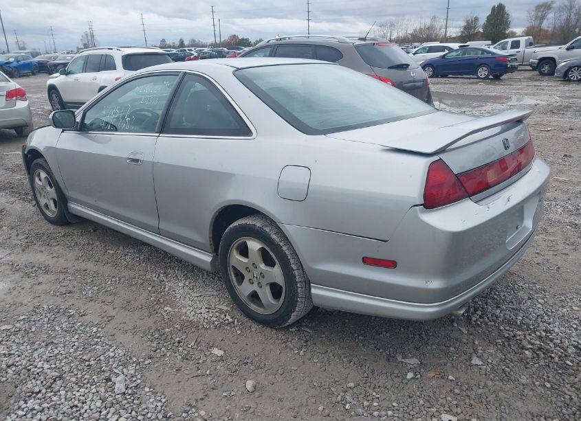 Photo 3 of 2000 Honda Accord 3.0 EX (VIN 1HGCG2257YA028902)