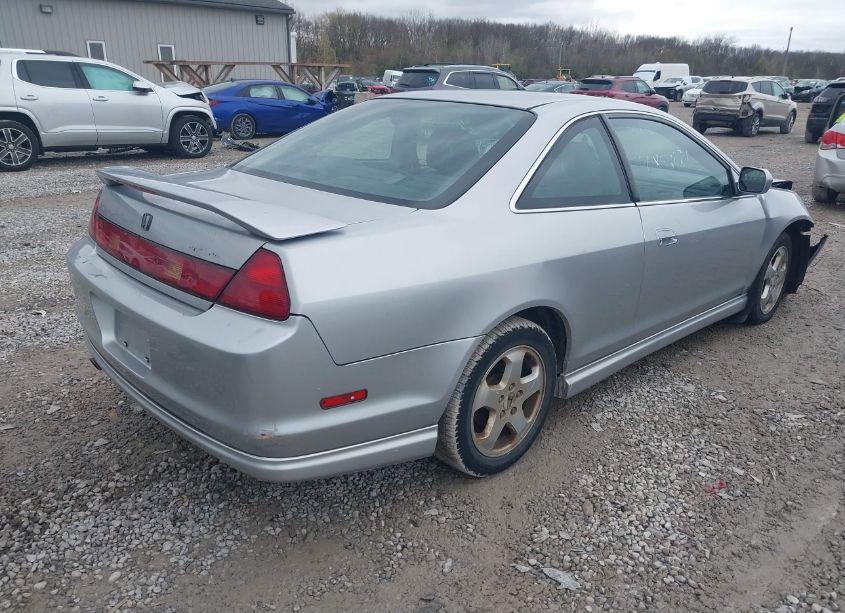 Photo 4 of 2000 Honda Accord 3.0 EX (VIN 1HGCG2257YA028902)