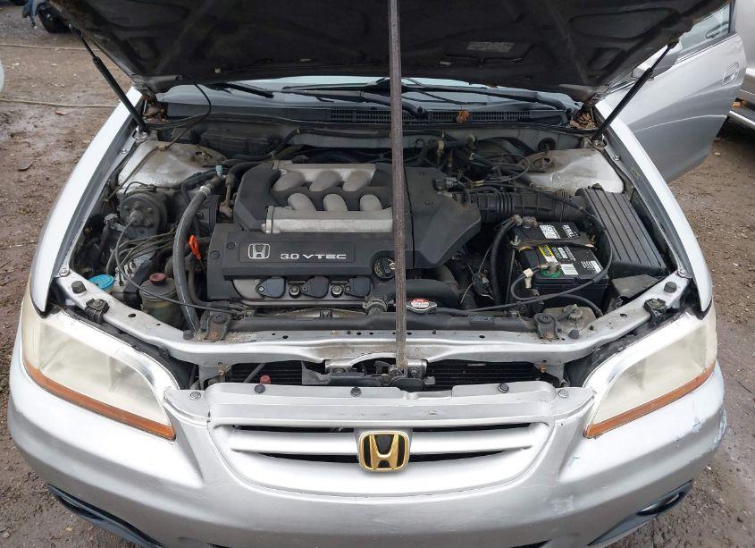 Photo 10 of 2001 Honda Accord 3.0 EX (VIN 1HGCG22581A013380)
